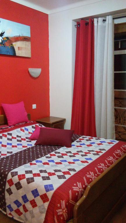 Residencial Moeda Hotel Coimbra Luaran gambar
