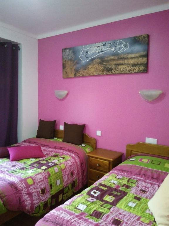 Residencial Moeda Hotel Coimbra Luaran gambar